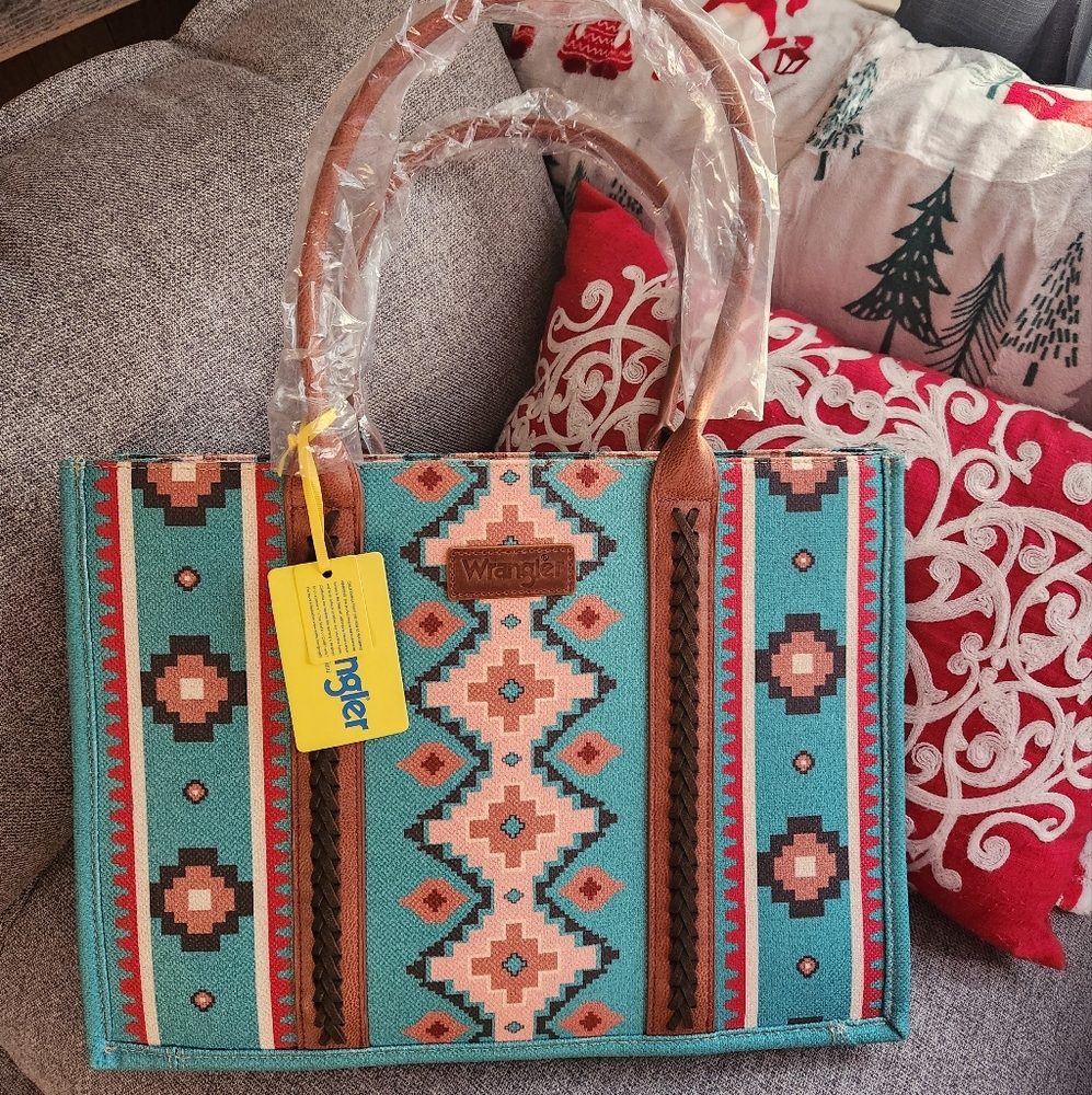 Wrangler tote